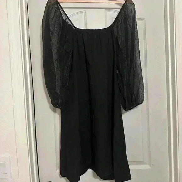 Elegant Black Sheer Sleeve Women's Dress - Picture 5 of 8